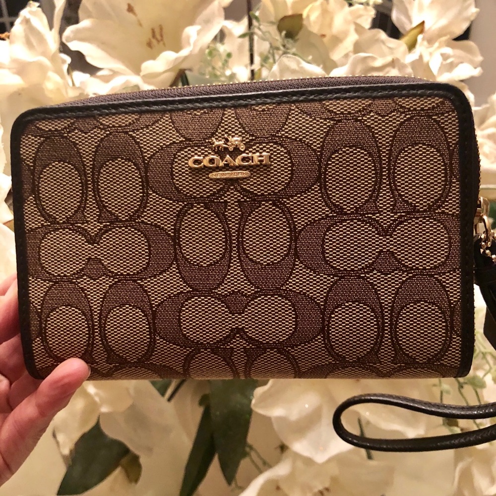 SOLD Coach Small Wallet NWT Purchased at Macy’s